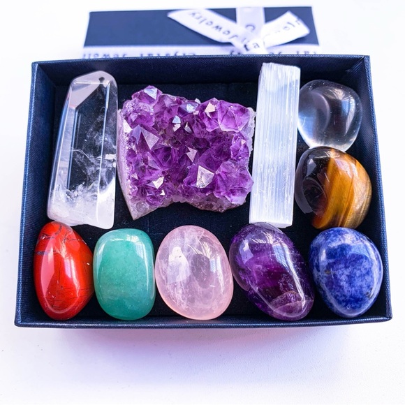 Earth Other - Boxed Gemstone Gift Set, Amethyst, Clear Quartz, Selenite, Crystal Charka Set